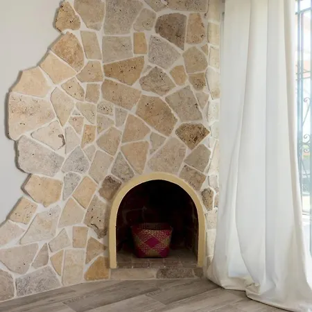 Prázdninový dům Malagasuite House Pool